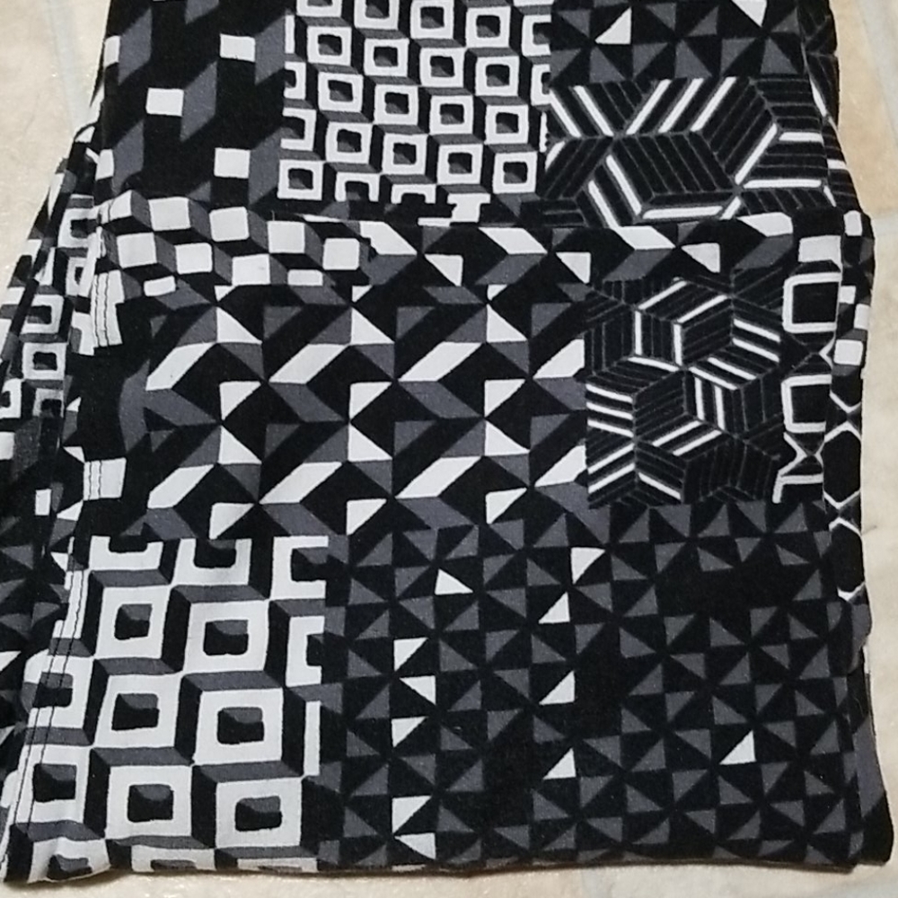Lularoe OS Leggings